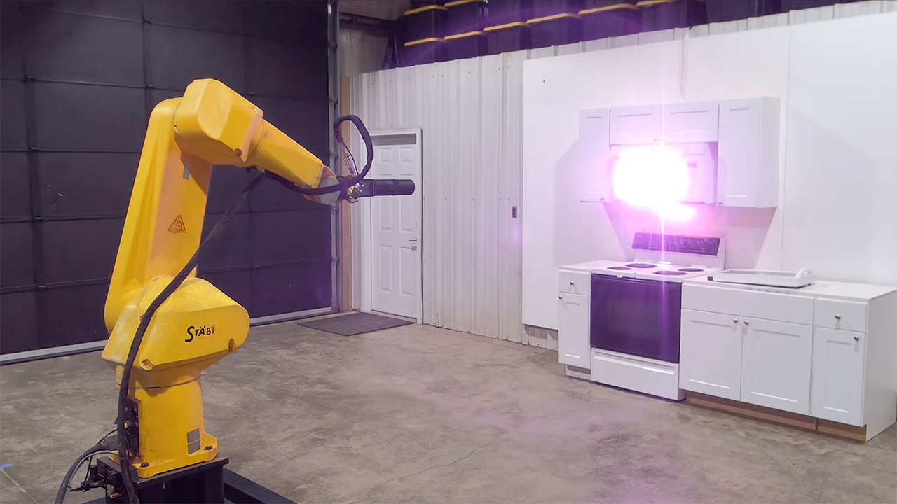 Custom Kilowatt Laser Robot