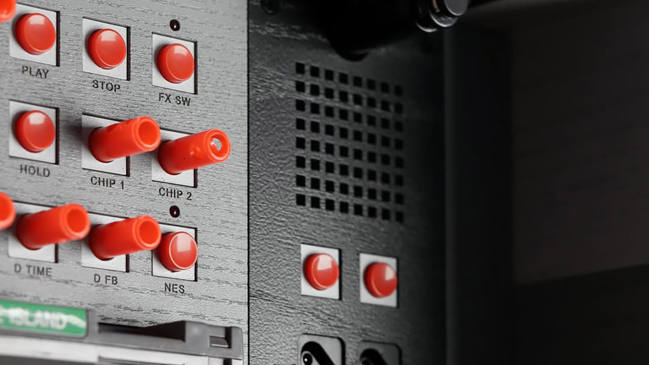 Love Hulten NES-SY2.0 Synthesizer