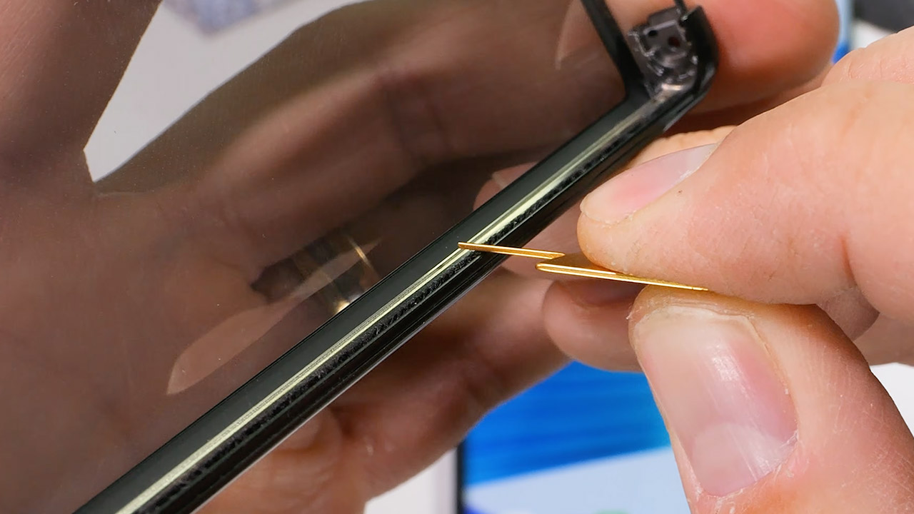 Jerry Rig Everything LG Rollable Phone Disassembly Teardown