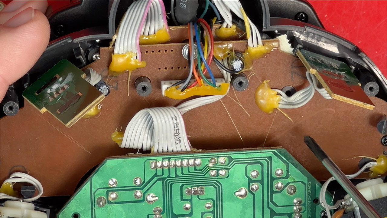 Original PlayStation Portal Intech Controller and Game Screen