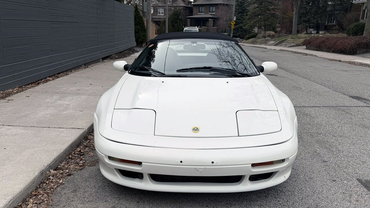 Kia Vigato Lotus Elan