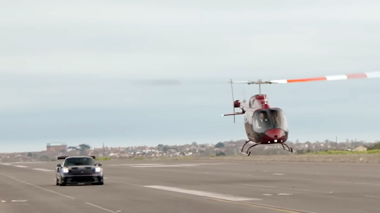Twin-Turbo Porsche 911 GT3 RS vs. Helicopter Race