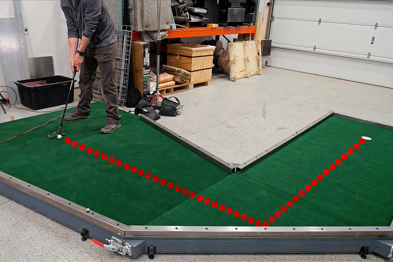 StuffMadeHere Robotic Golf Club Sink Shots