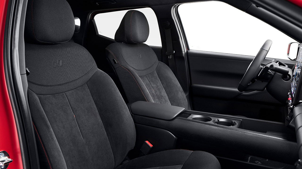 Hyundai IONIQ 3 Aero Hatch Interior