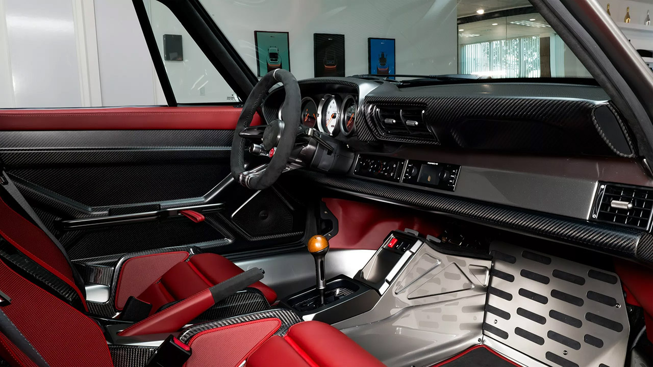 Gunther Werks F-26 Porsche 911 Slantnose Interior