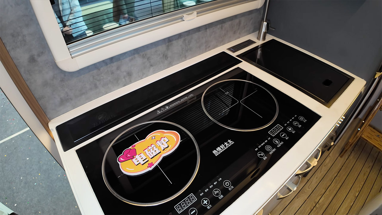 China 2-Story Motorhome Feixiang FX RV S800 Shuxinge