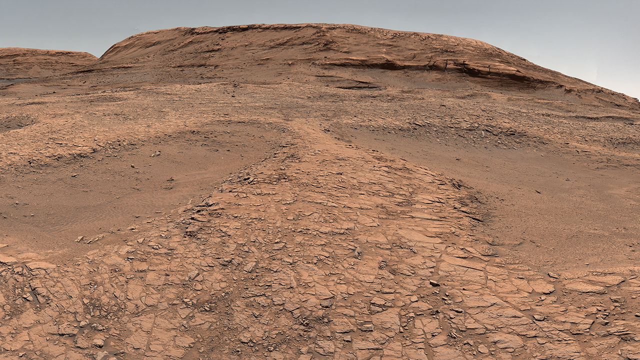 NASA Curiosity Perseverance Rover Mars Comparison