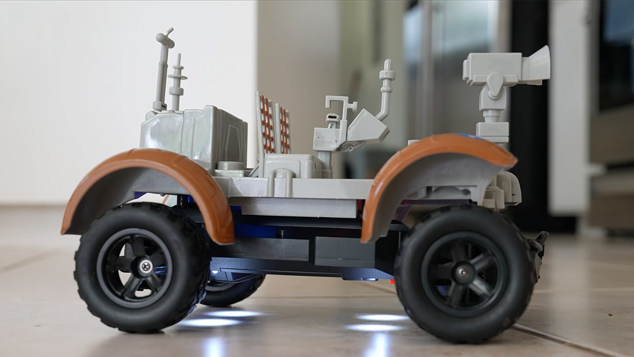 Recreating NASA Apollo Moon Landing at Home