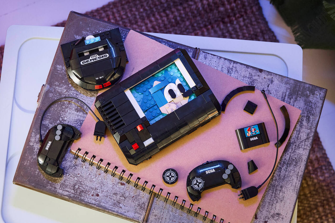 LEGO SEGA Genesis Console Set 40926