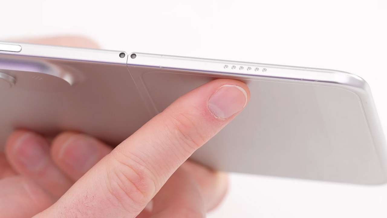 Unbox Therapy iPhone Ultra Dummy Unboxing Hands-On