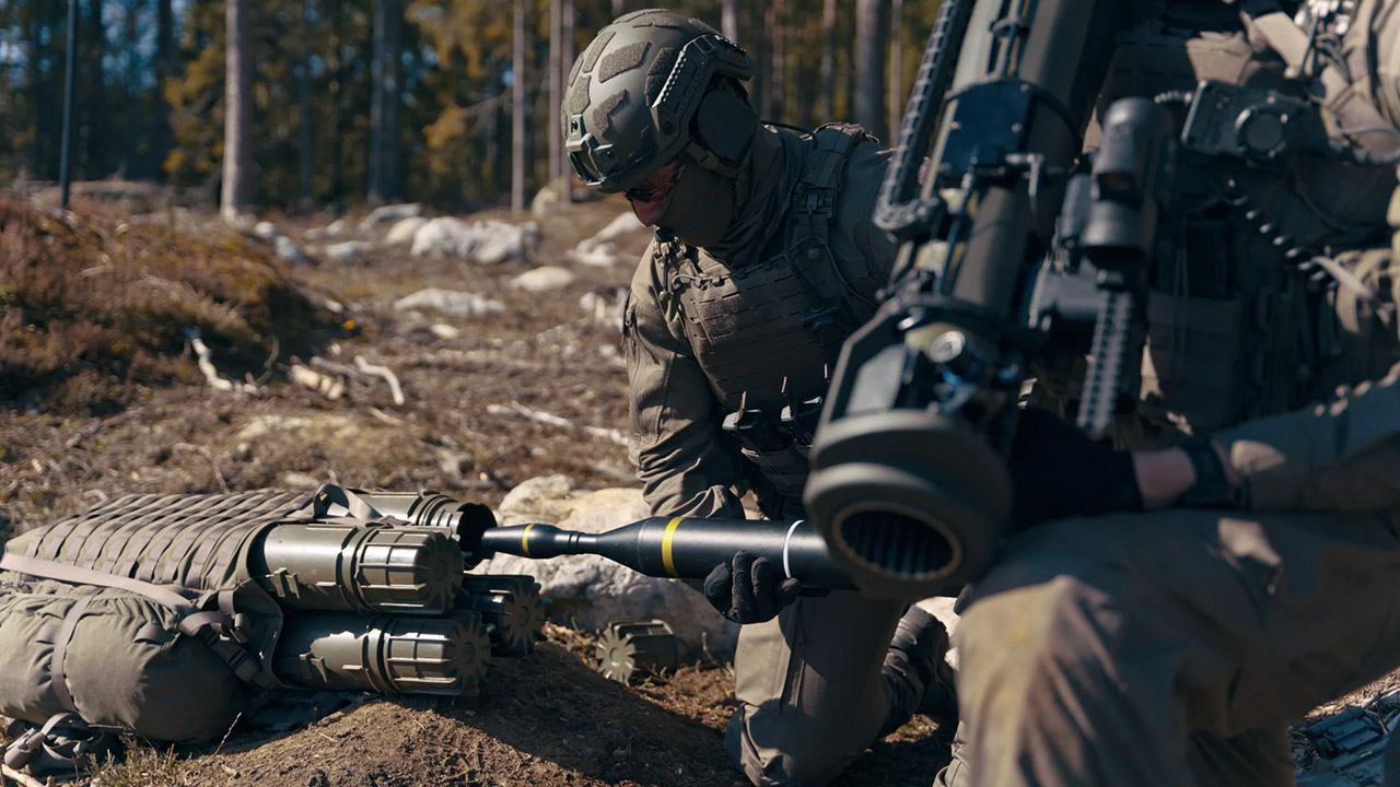 Saab Heat 758 Round Anti-Tank Carl-Gustaf