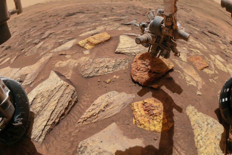 NASA Curiosity Rover Mars Arm Stuck Rock