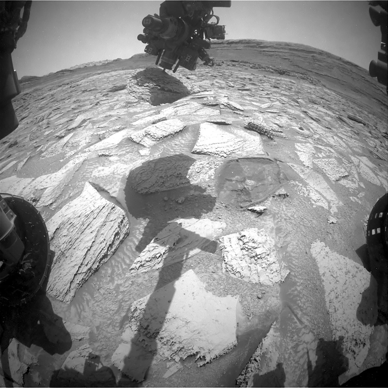 NASA Curiosity Rover Mars Arm Stuck Rock
