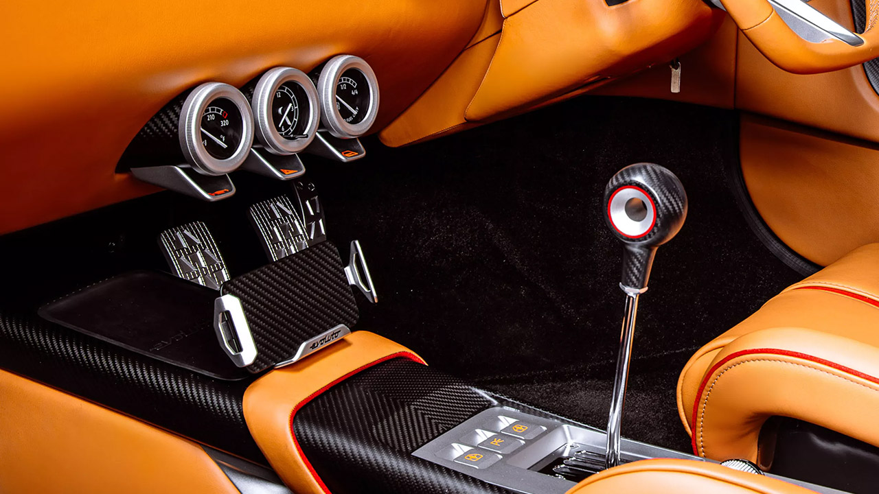 Evoluto 355 Ferrari F355 Restomod Interior