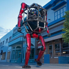 Unitree Manned Robot Mech GD01 Reveal