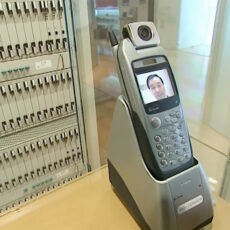 2000 BBC Internet Mobile Phones The Money Program