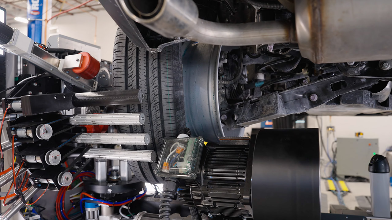 SmartBay AI Robot Tire Wheel Changing Balancing