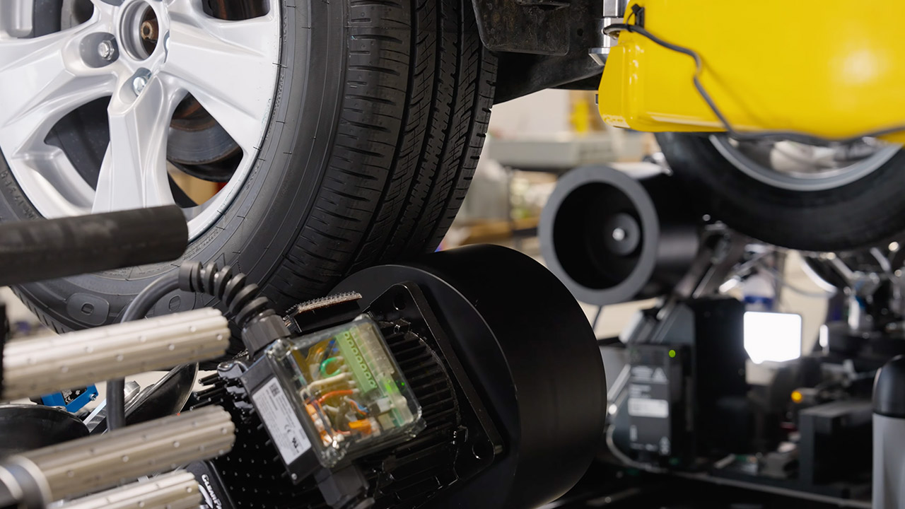 SmartBay AI Robot Tire Wheel Changing Balancing