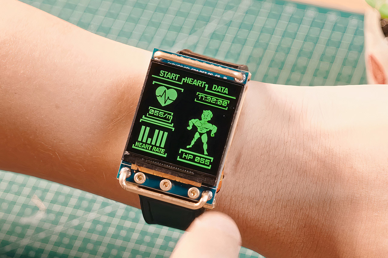 Fallout Pip-Boy Custom Smartwatch