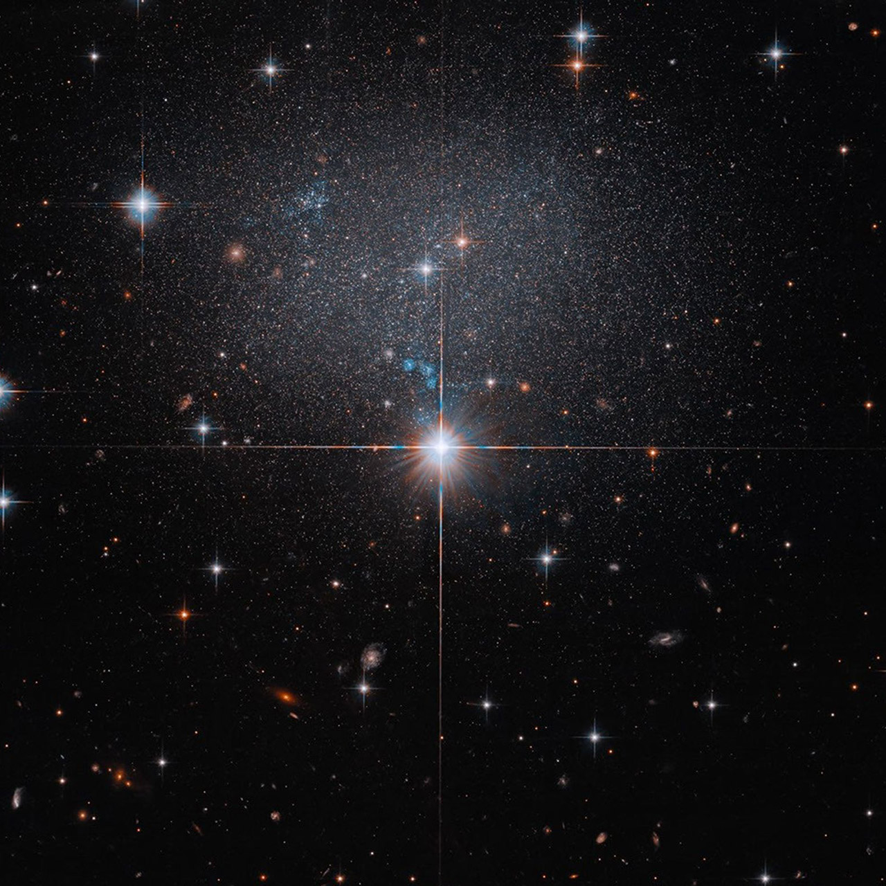 Hubble Dwarf Galaxy ESO 490-017