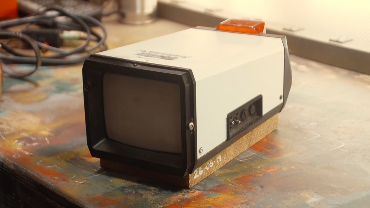 Old Camera Viewfinder to TV Mod