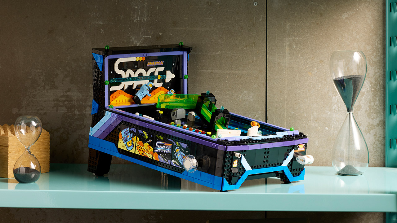 LEGO Icons Arcade Pinball Machine Set 11374