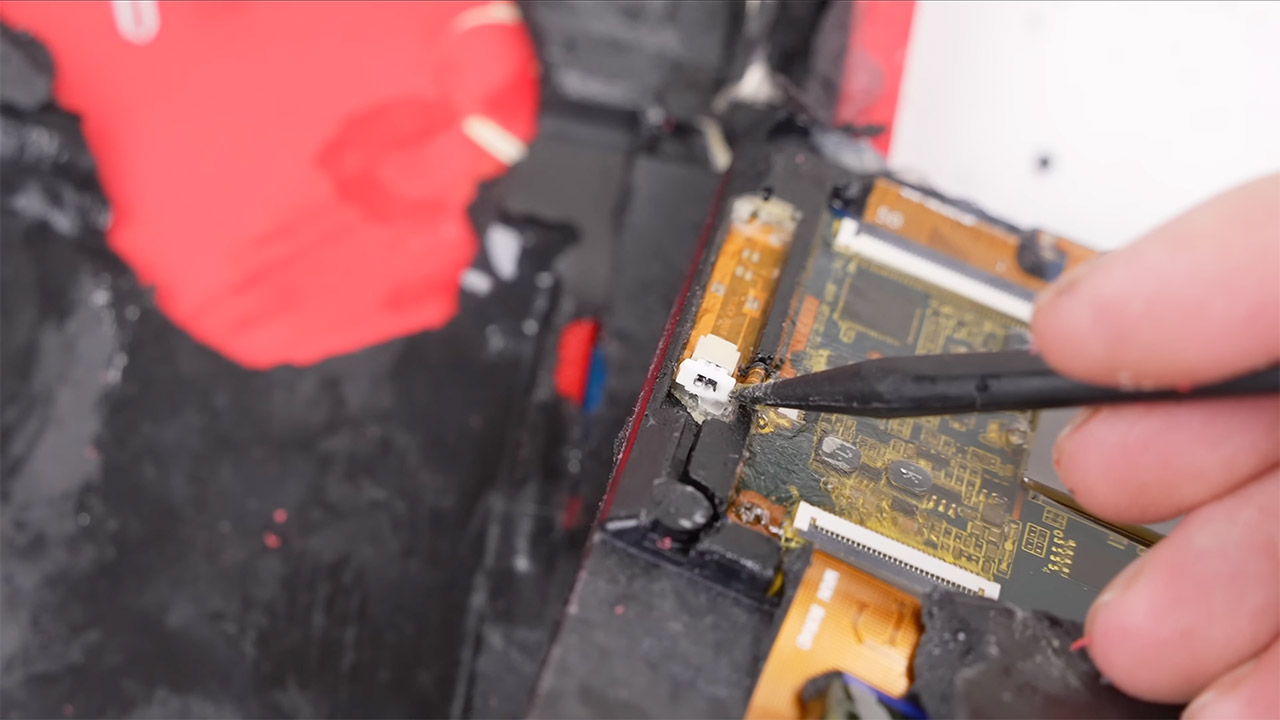 Inside Prison Tablet Breaking In