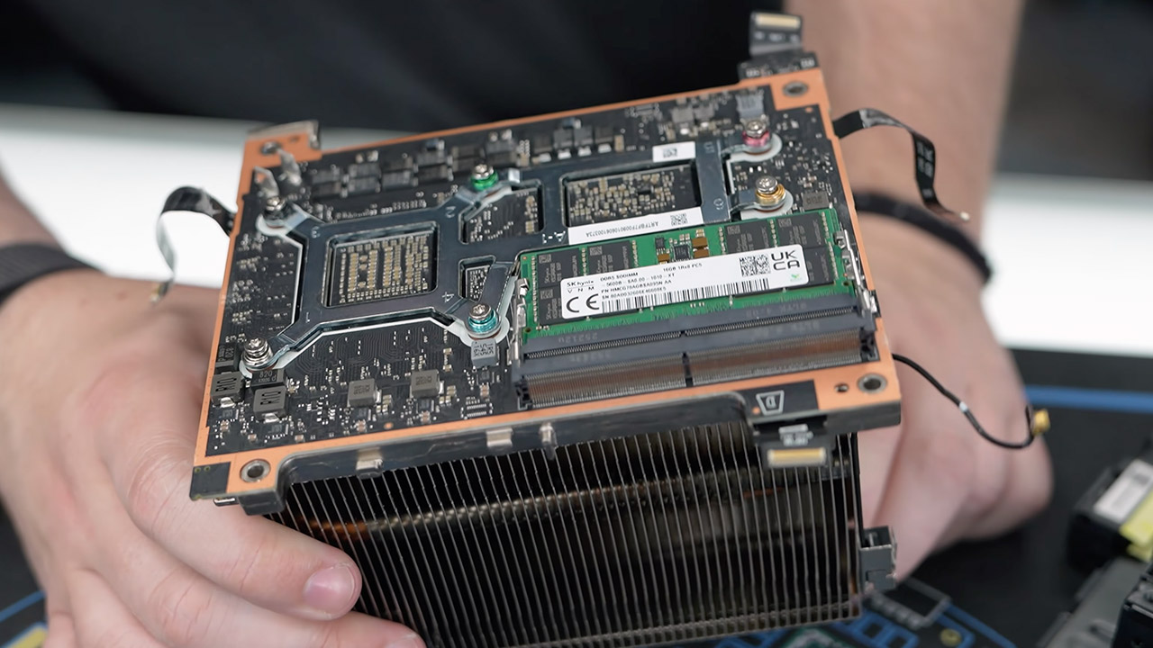 Steam Machine Teardown Disassembly