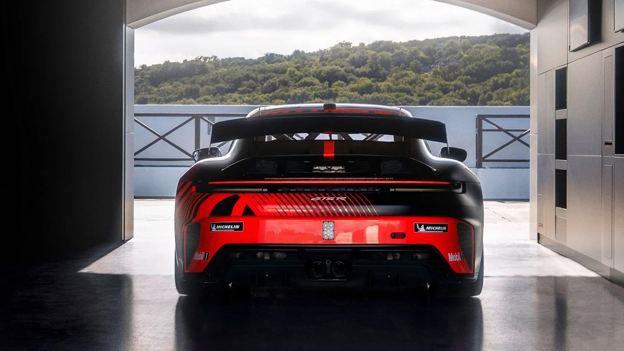 Porsche 911 GT4 R Race Car Reveal
