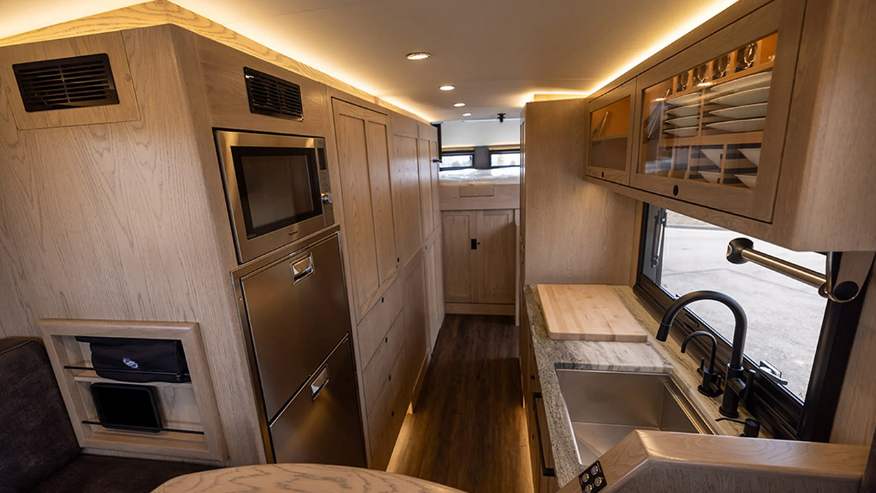 2023 Earthroamer XV-SX Expedition Vehicle For Sale