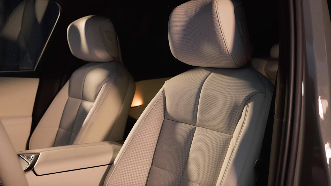 2027 BMW X5 Interior