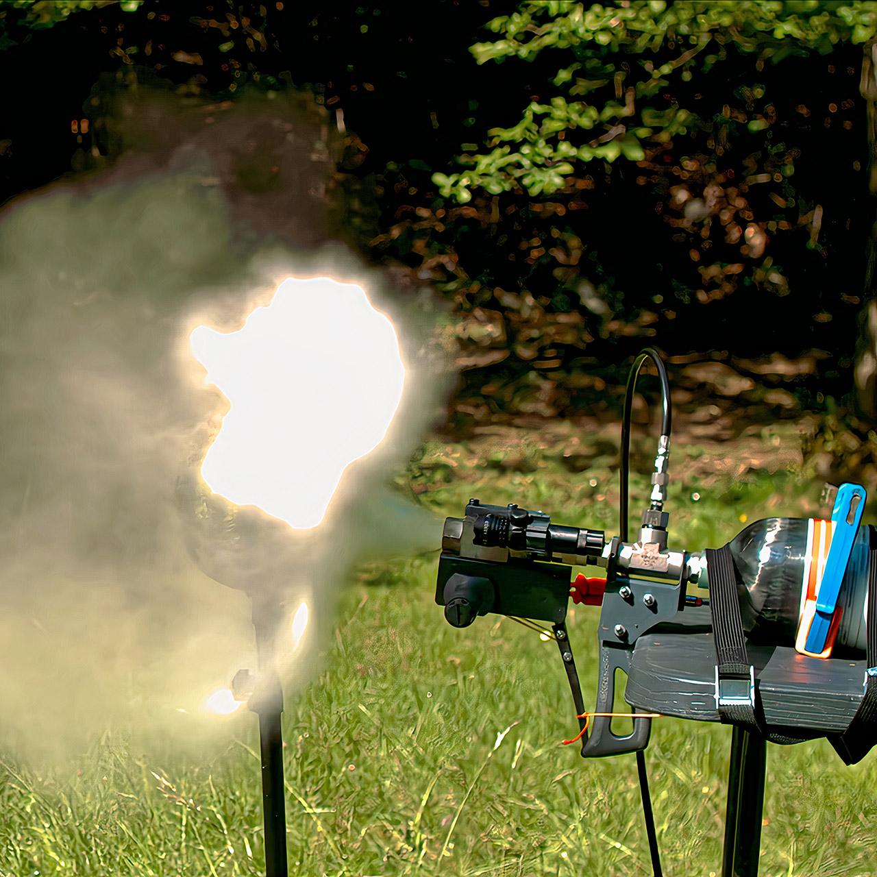 Mike Shake’s Shockwave Cannon Shows What Happens When You Release a Lot of Air All at Once