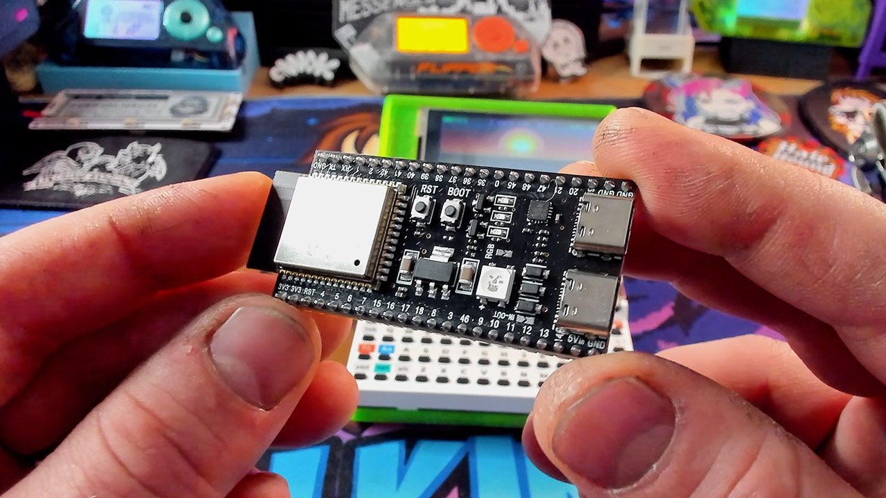 Cardputer WiFi Signals People Detection Through Walls