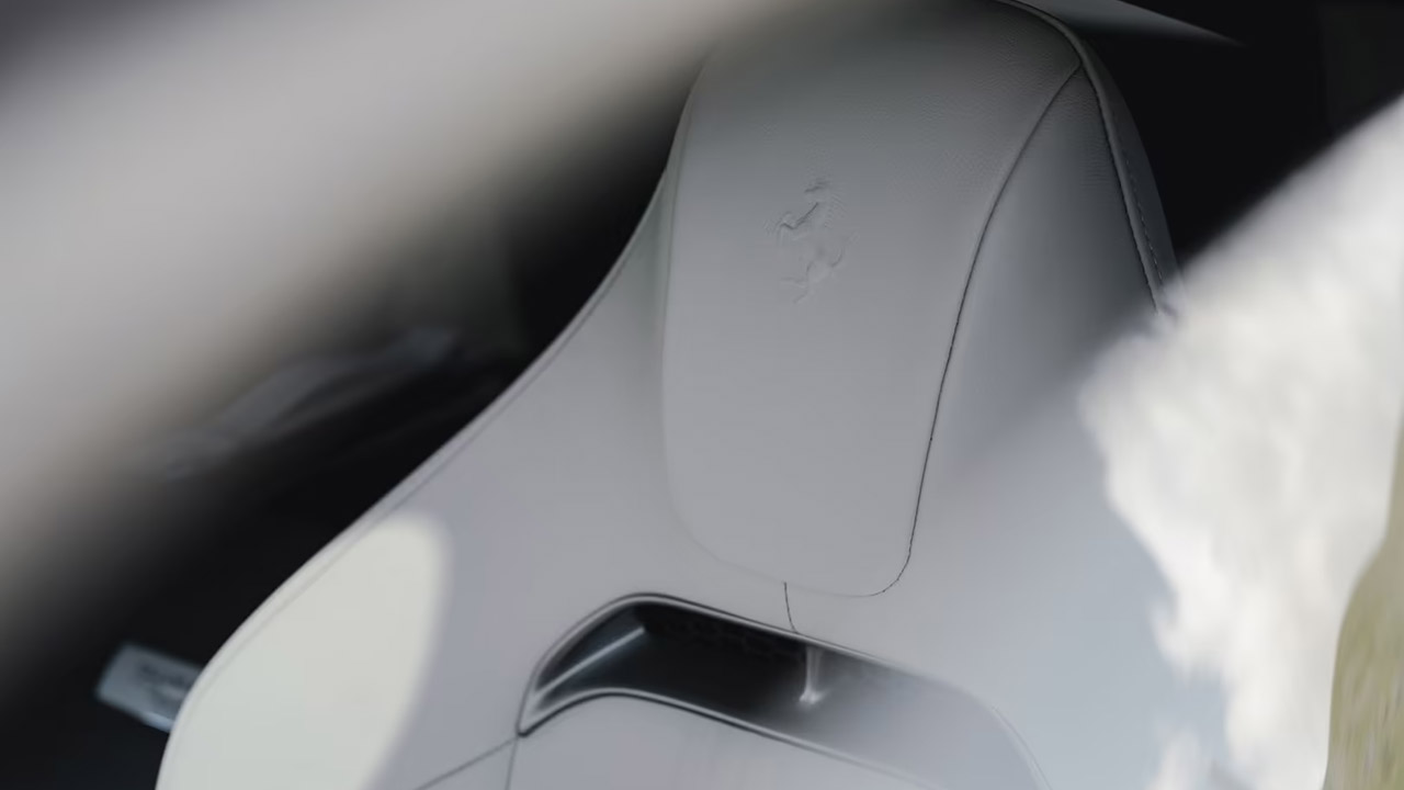 Ferrari 12Cilindri Manuale Interior