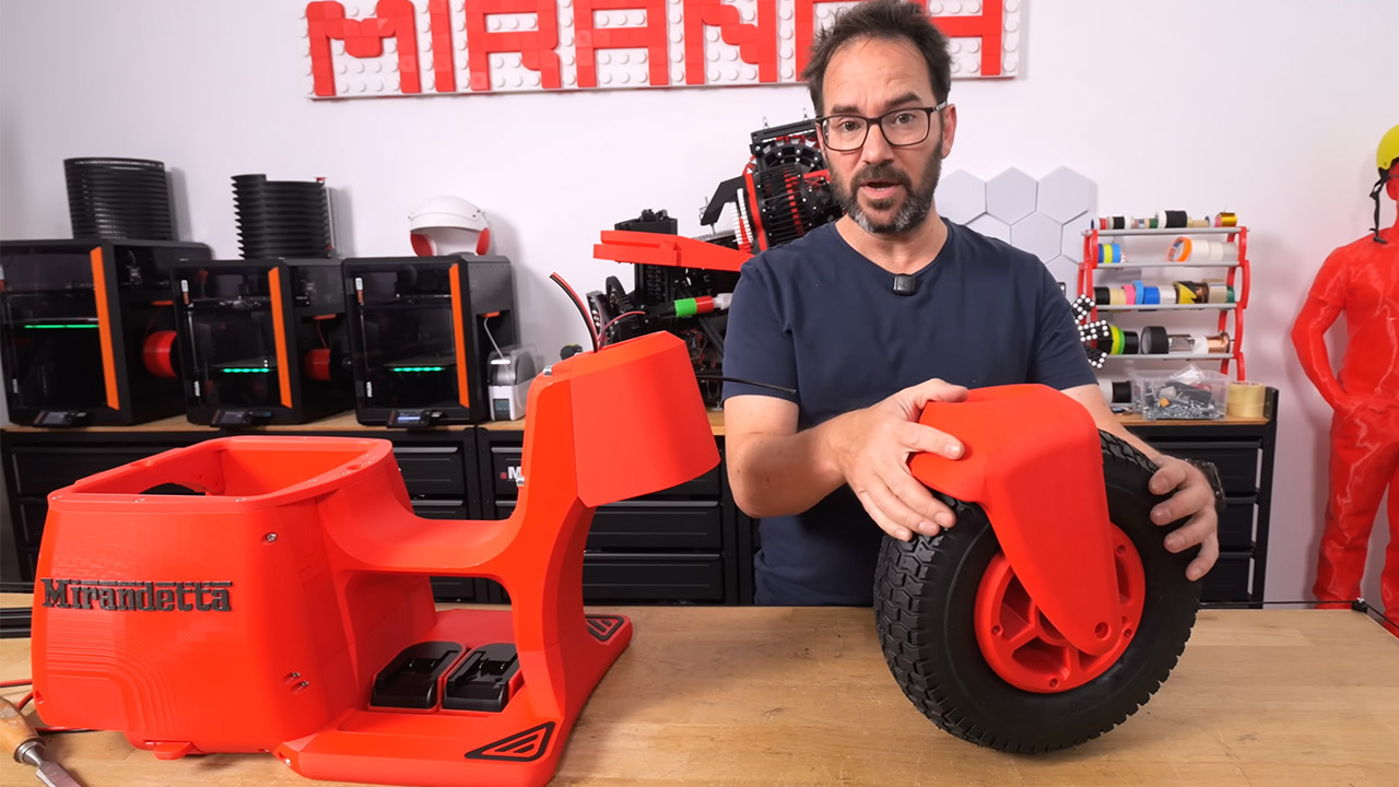 3D-Printed Mini Motorbike Mirandetta