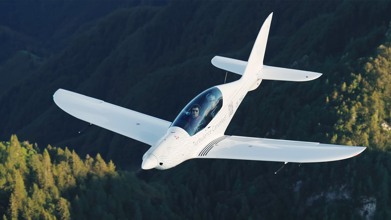Shark 600 Light Aircraft Turbulence Canceling System