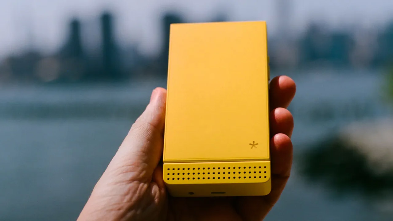 Light Flip Minimalist Phone