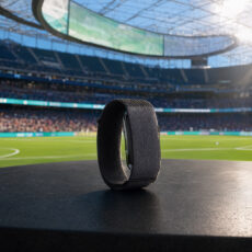 Garmin Cirqa Smart Band Fitness Tracking