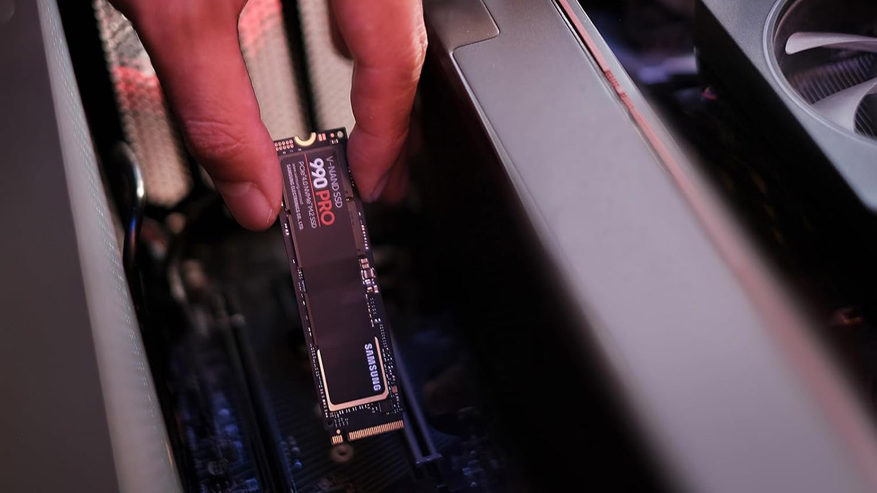 Samsung 990 PRO 2TB NVMe SSD