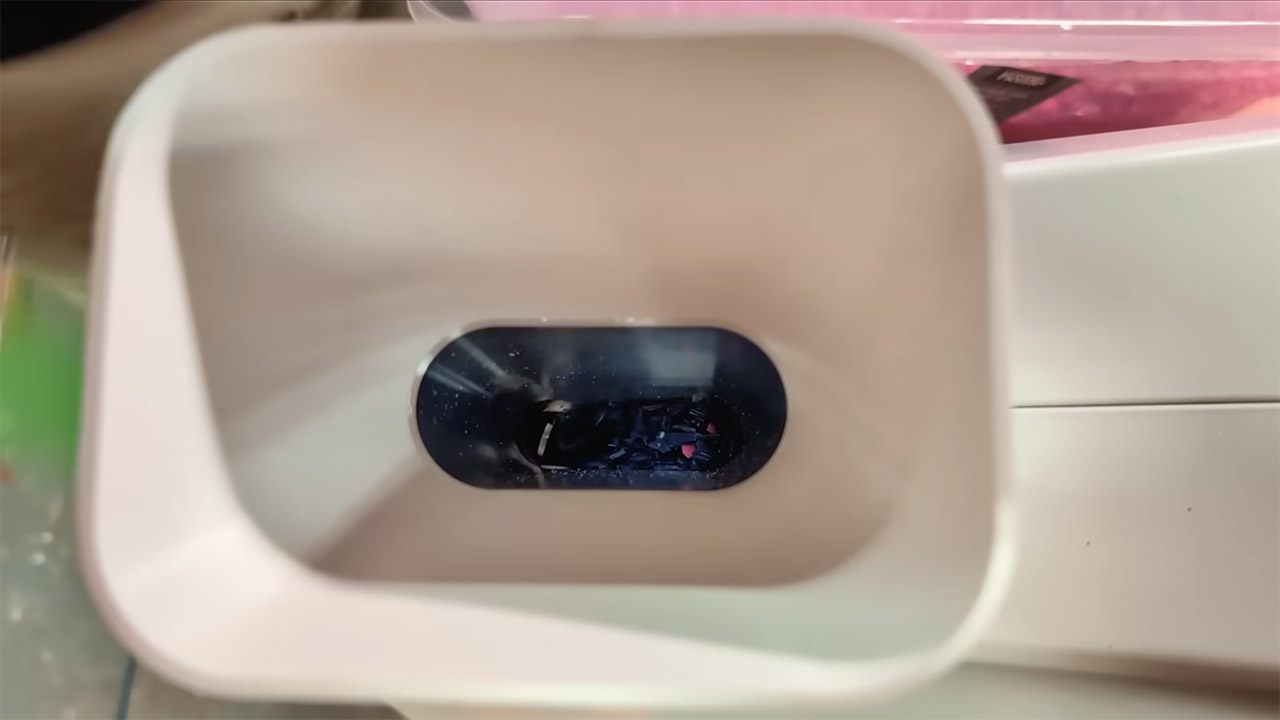 Desktop Plastic Recycler Machine DEGO Pens