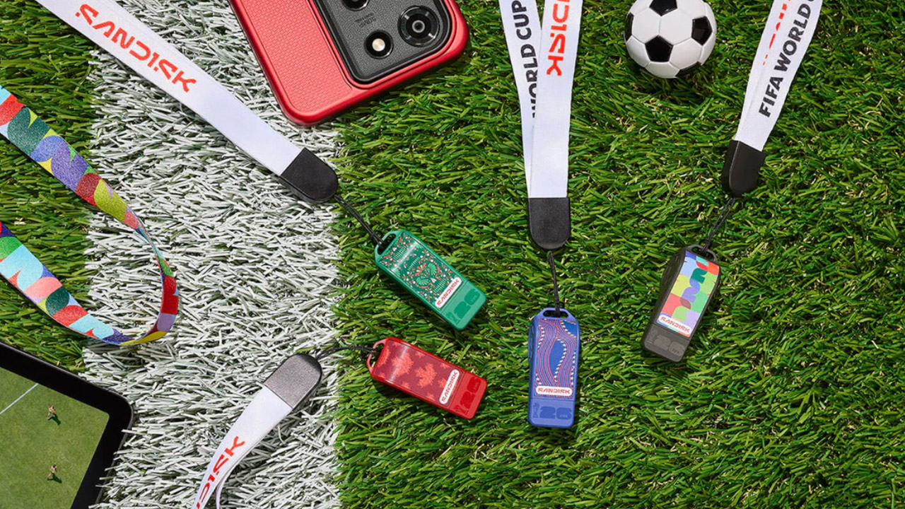 128GB SanDisk USB-C Flash Drive FIFA World Cup Edition