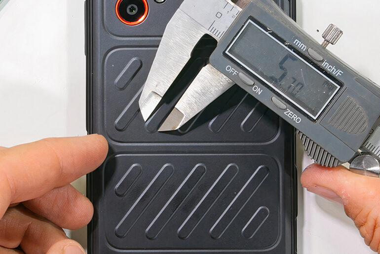 JerryRigEverything Samsung Galaxy XCover 7 Pro