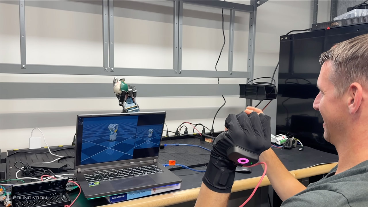 Foundation Robot Hand V2