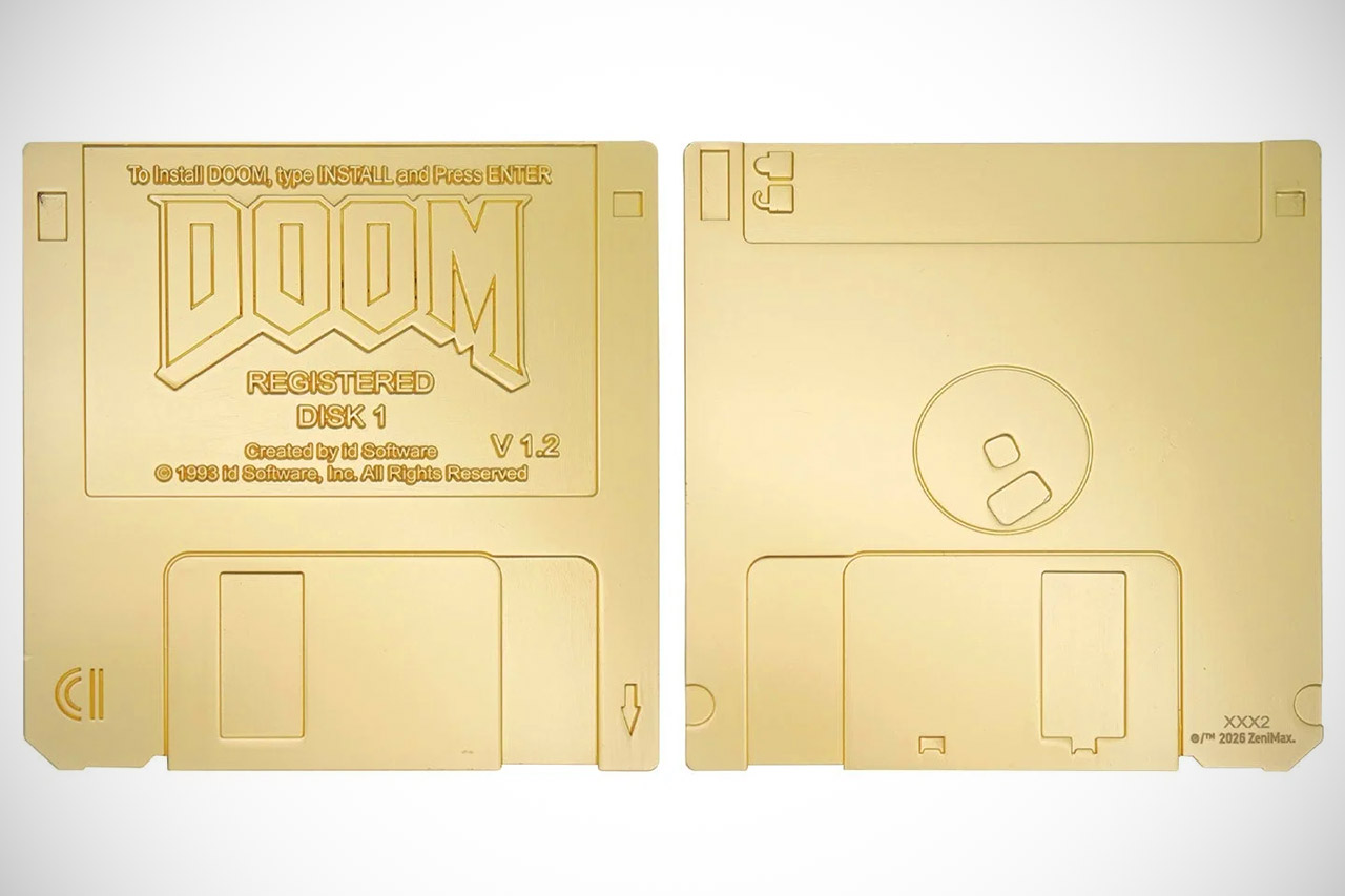 Fanattik Golden DOOM Floppy Disk