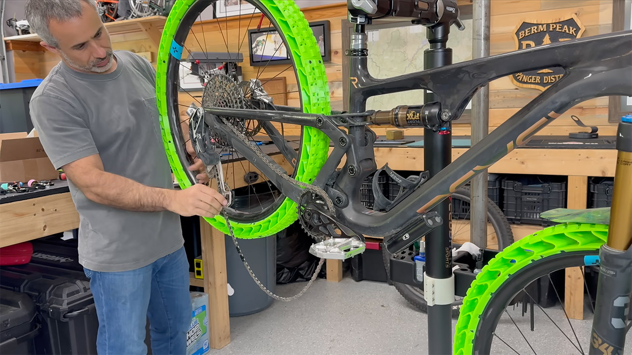 3D-Printed Airless Mountain Bike Tires MTB