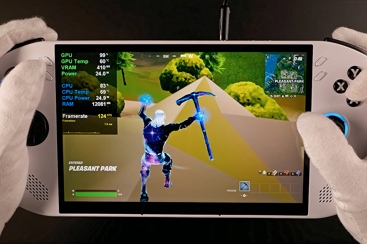 Lenovo Legion Go S Handheld Gaming PC Z2