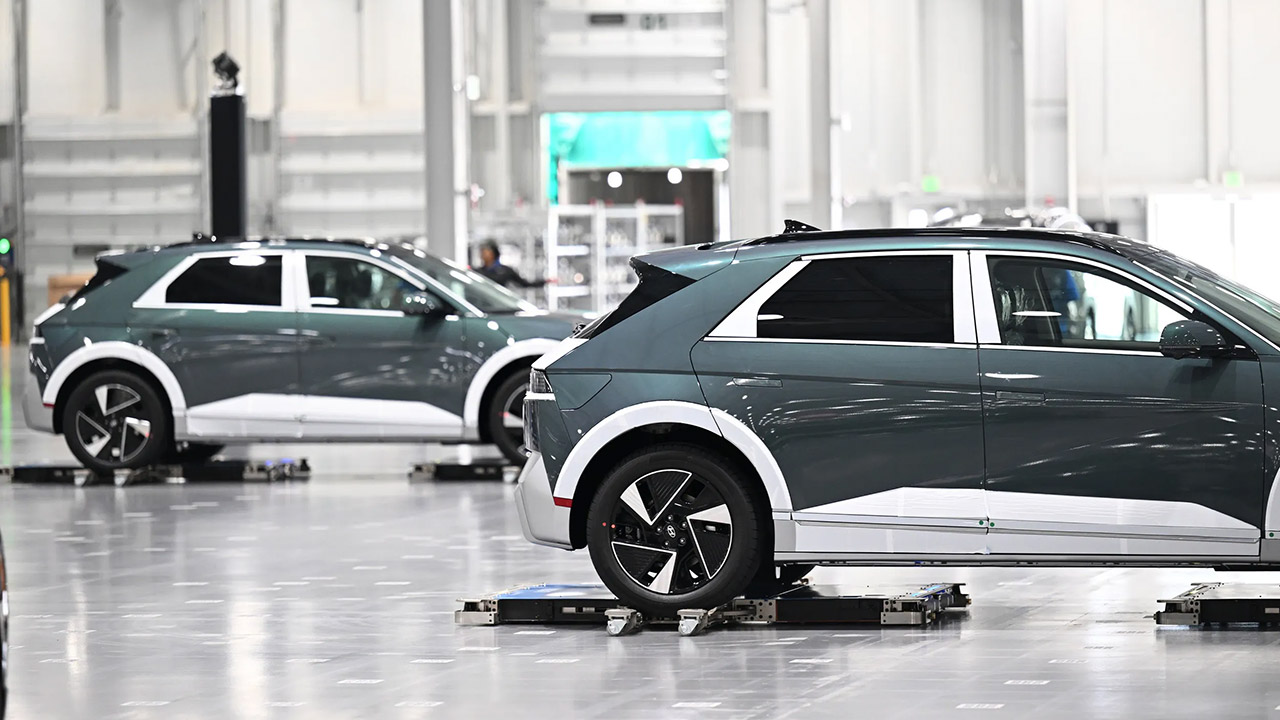 Hyundai Autonomous Flat Parking Robot Apartment