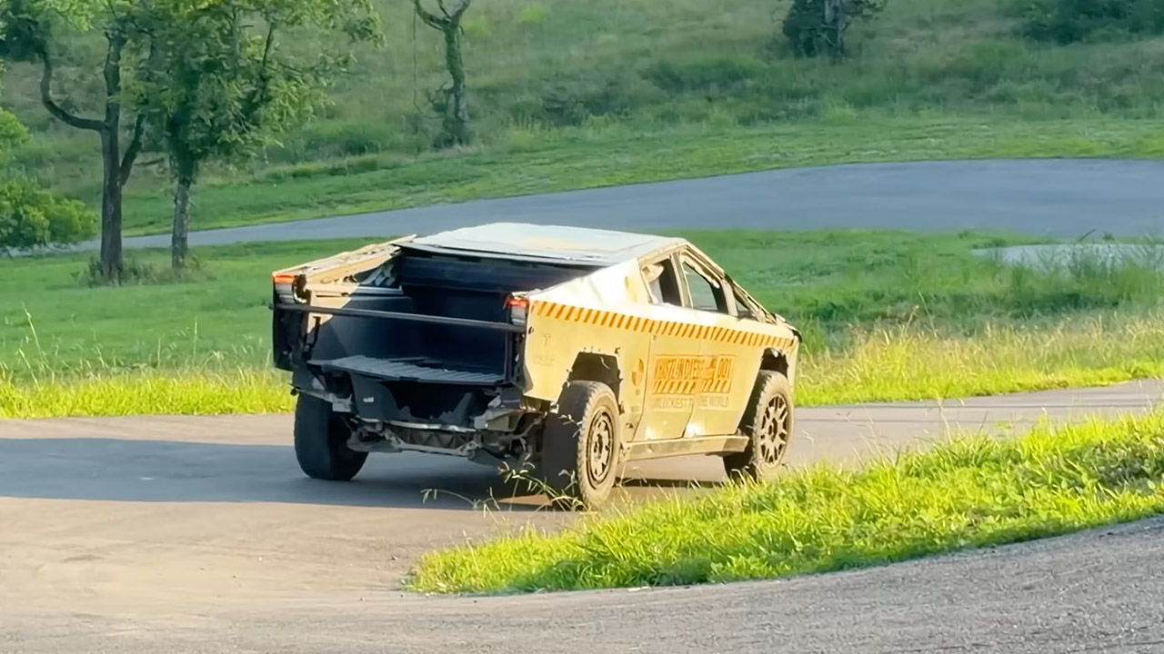 Tesla Cybertruck World's Largest Remote-Control Vehicle