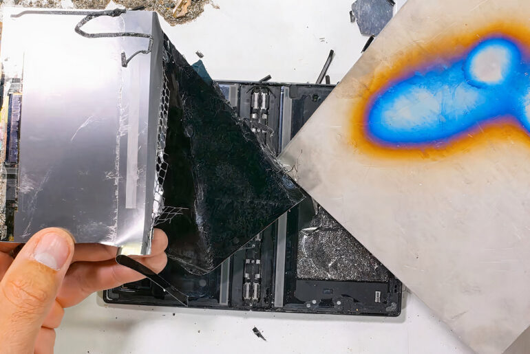 Samsung Galaxy Z Fold8 Teardown Disassembly