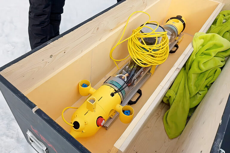 How Alpine Submarine Works Technology